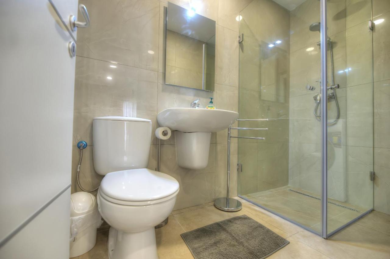 Brand New And Tastefully Furnished 2 Bedroom Apartment Ddif1-2 Gzira Esterno foto