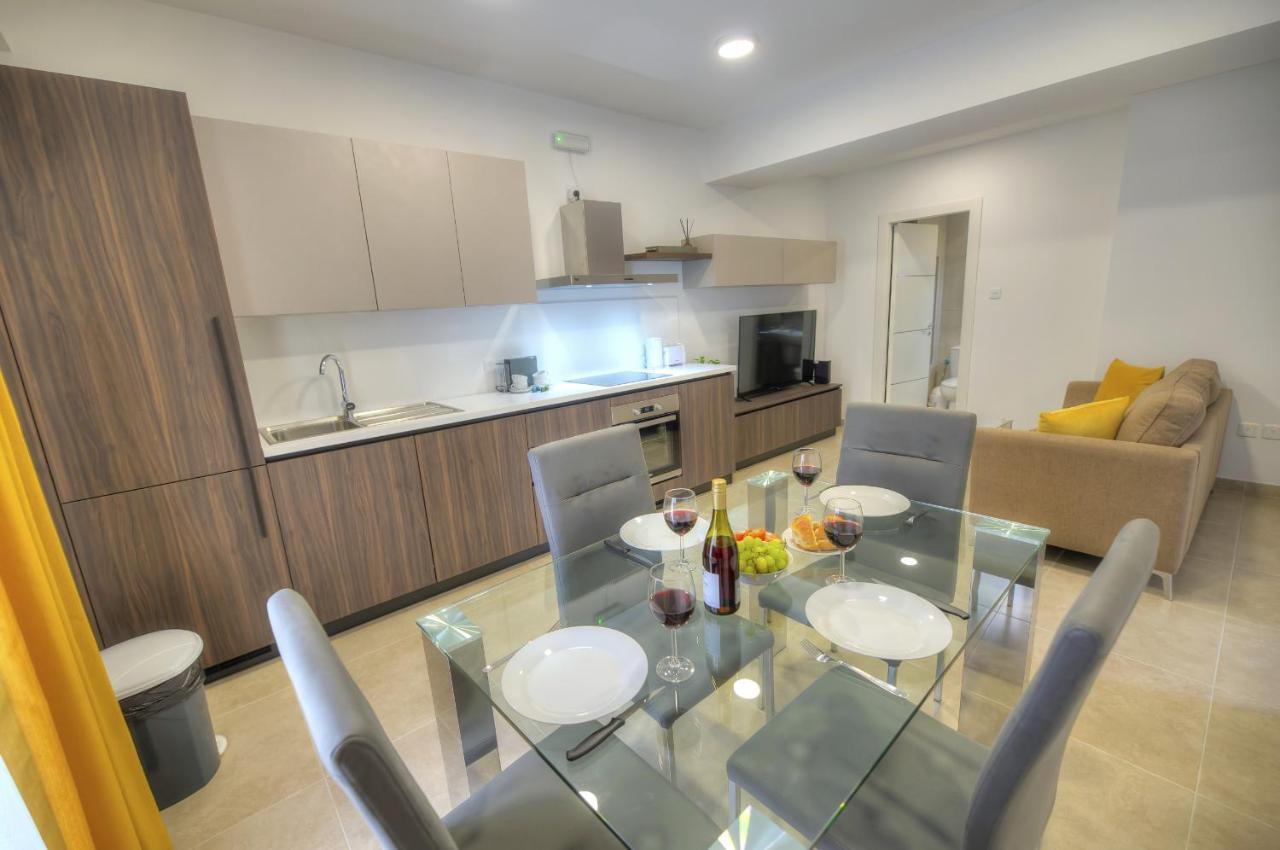 Brand New And Tastefully Furnished 2 Bedroom Apartment Ddif1-2 Gzira Esterno foto