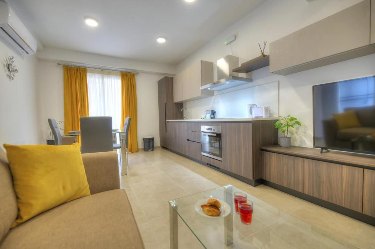 Brand New And Tastefully Furnished 2 Bedroom Apartment Ddif1-2 Gzira Esterno foto